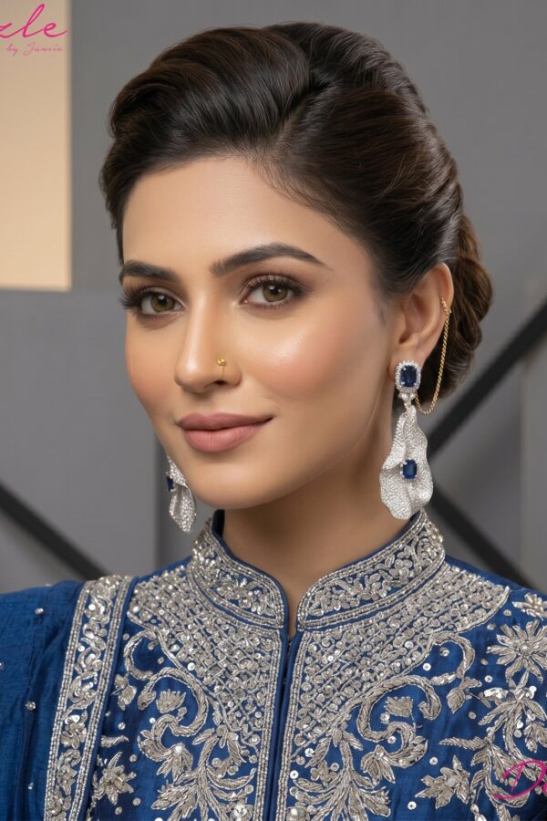 💙 New Arrival! Elegant Blue Earrings – Add a pop of charm to your style. ✨