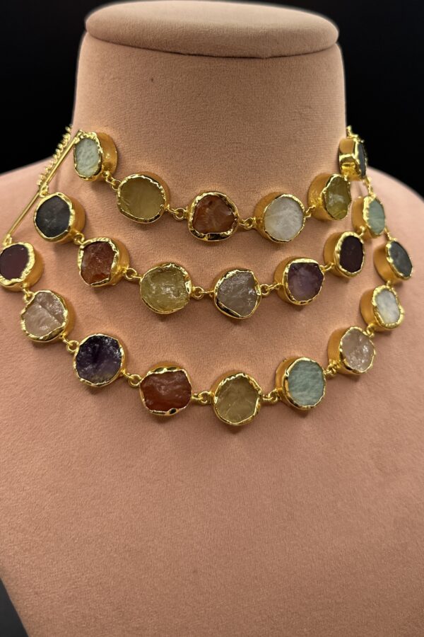 HANDMADE-NECKLACE