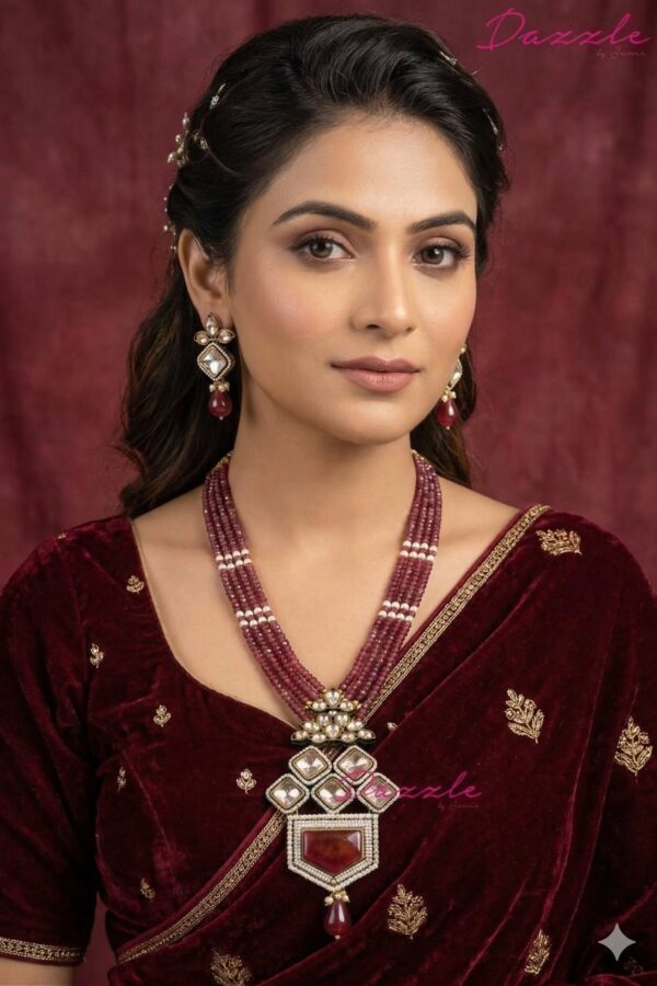 Classic uncut Polki stones for a regal finish