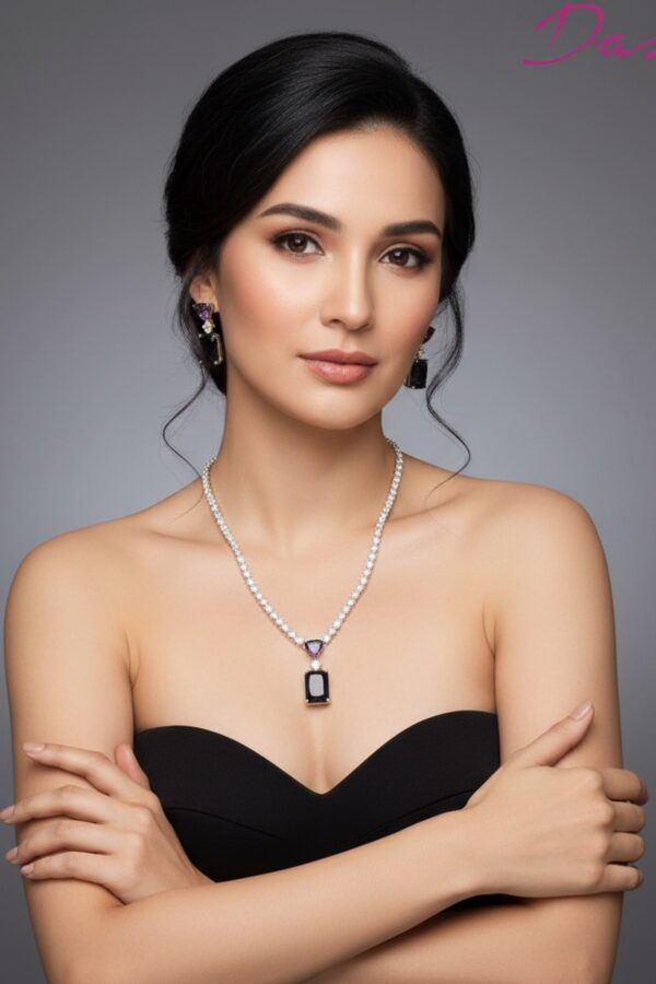 AD PURPLE NECKLACE