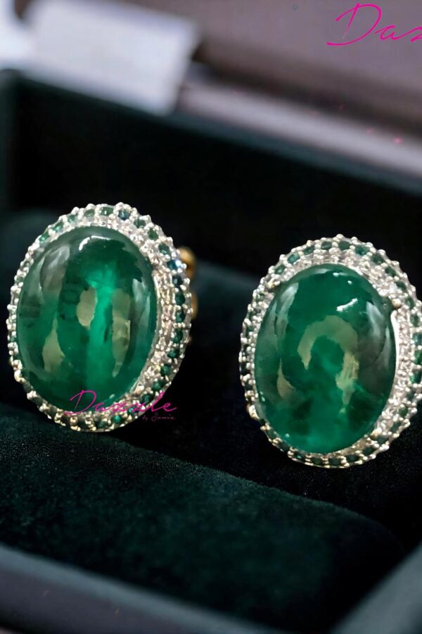 GREEN TOPS