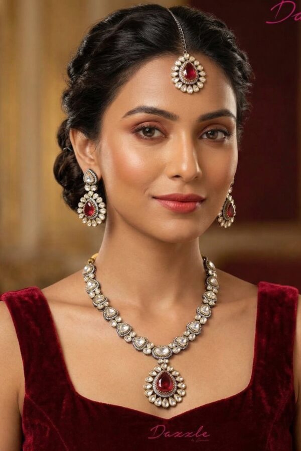 Timeless Royal Necklace