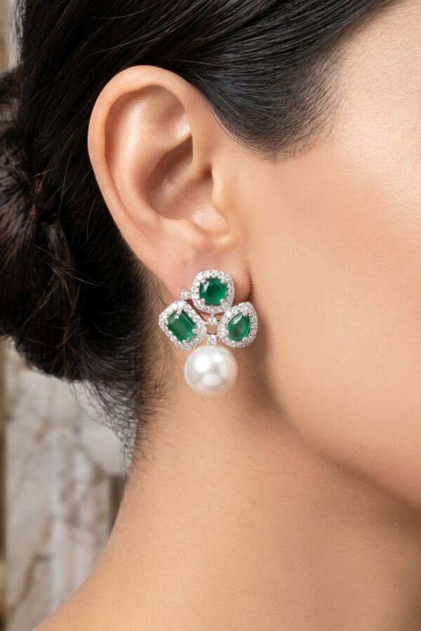 Green Signature Look